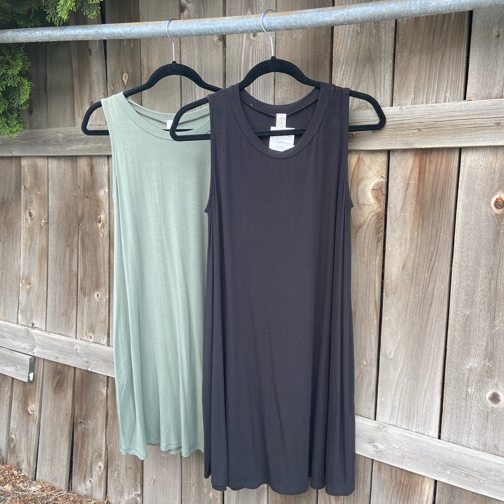 Solid Casual Sleeveless Dress